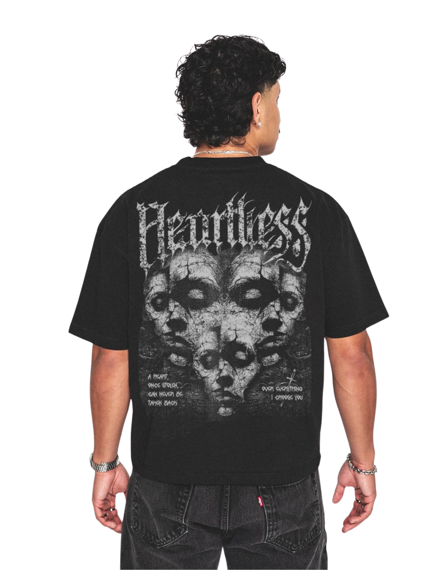 HEARTLESS oversized t-shirt