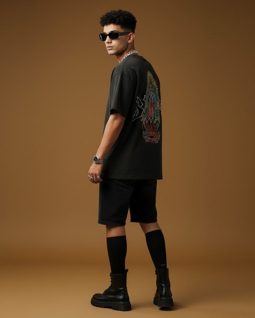 SAINTS oversized t-shirt